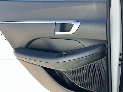 Used 2025 Hyundai Sonata SEL FWD image 15