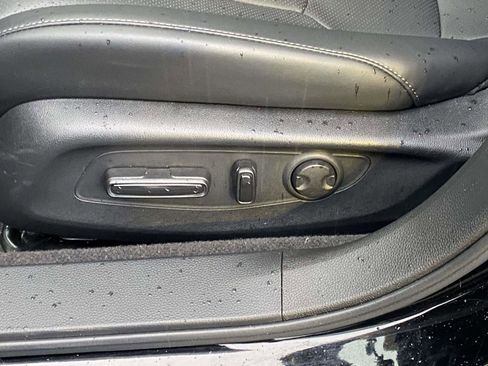 Used 2025 Honda Accord Touring image 14