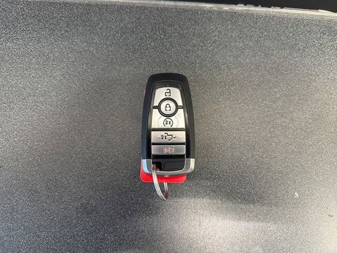 Used 2021 Ford F150 Lariat w/ Equipment Group 502A High AWD/4WD image 27