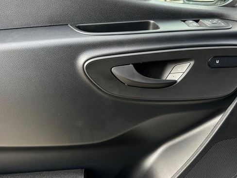 New 2025 Mercedes-Benz Sprinter 2500 image 17