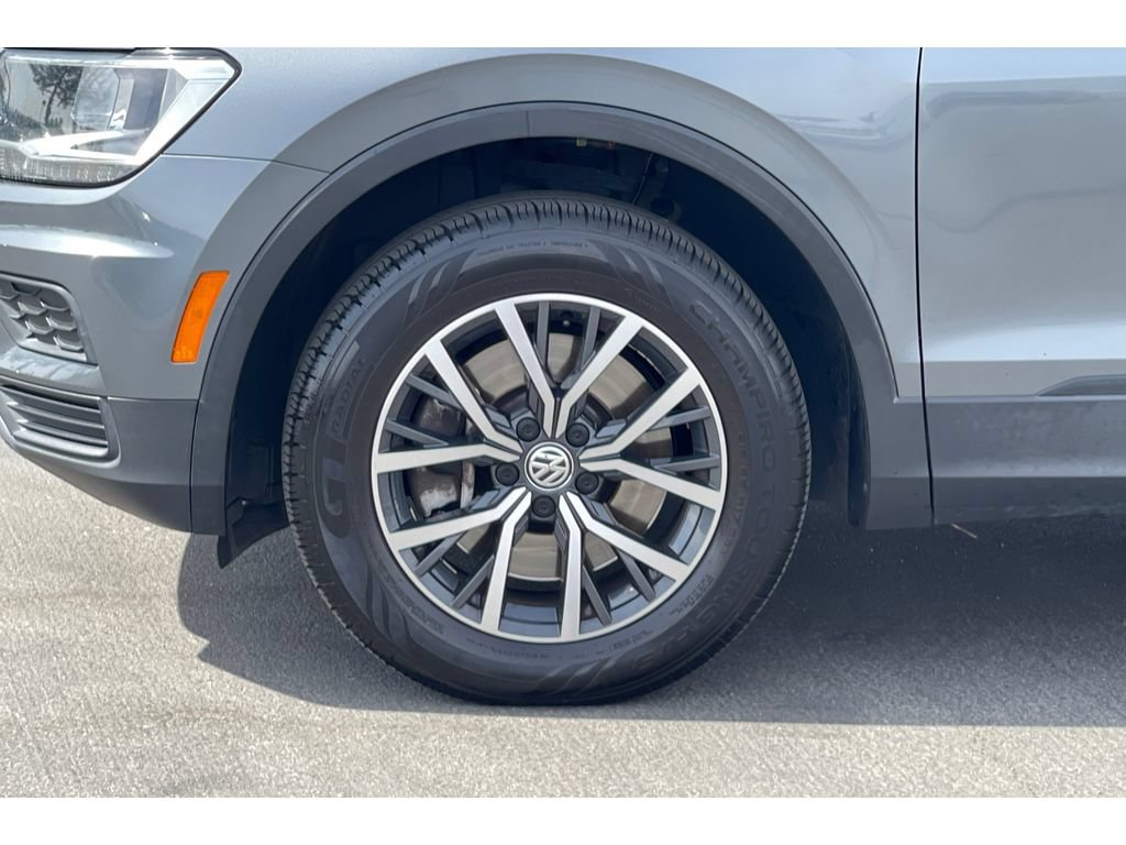 Used 2019 Volkswagen Tiguan SE AWD/4WD image 43