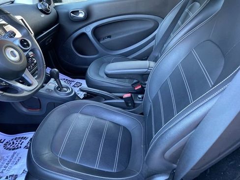 Used 2017 smart fortwo electric drive image 20