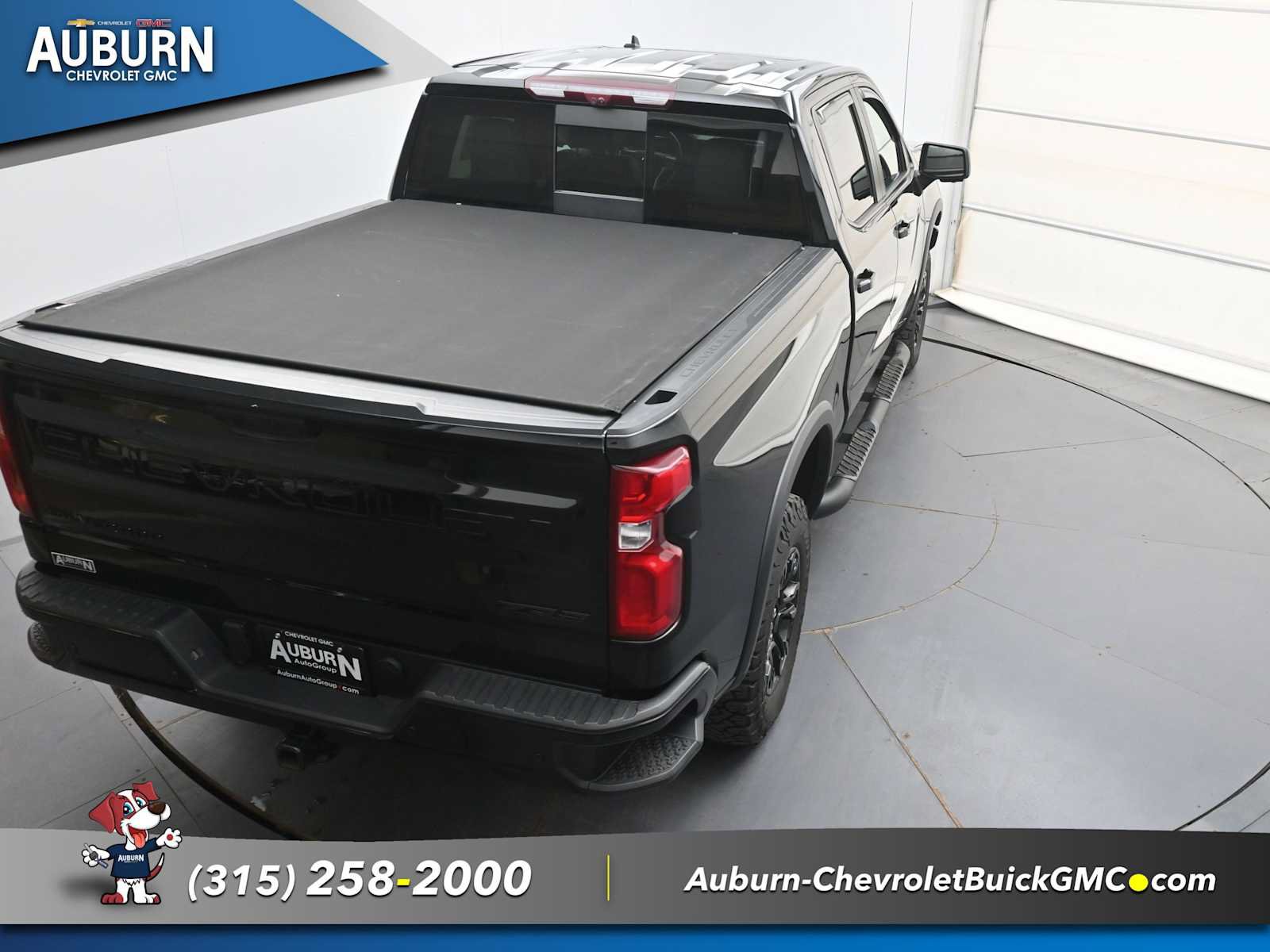 Used 2024 Chevrolet Silverado 1500 ZR2 w/ Technology Package AWD/4WD image 33