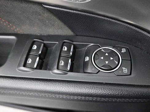 Used 2019 Ford Explorer XLT w/ Equipment Group 202A AWD/4WD image 20