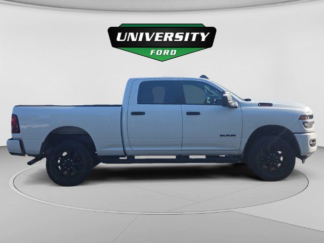 Used 2026 RAM 2500 Big Horn AWD/4WD image 2