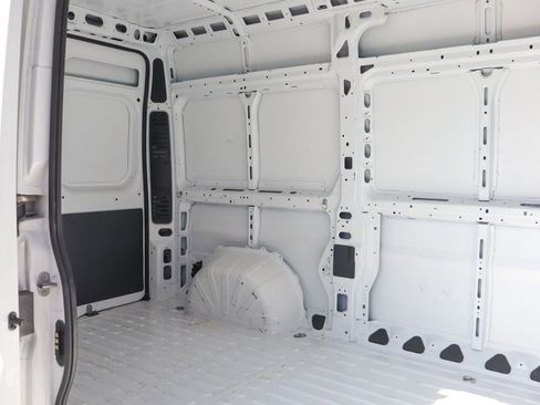 Used 2019 RAM ProMaster 1500 w/ Interior Convenience Group FWD image 12