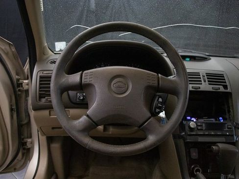 Used 2000 Nissan Maxima GLE image 23