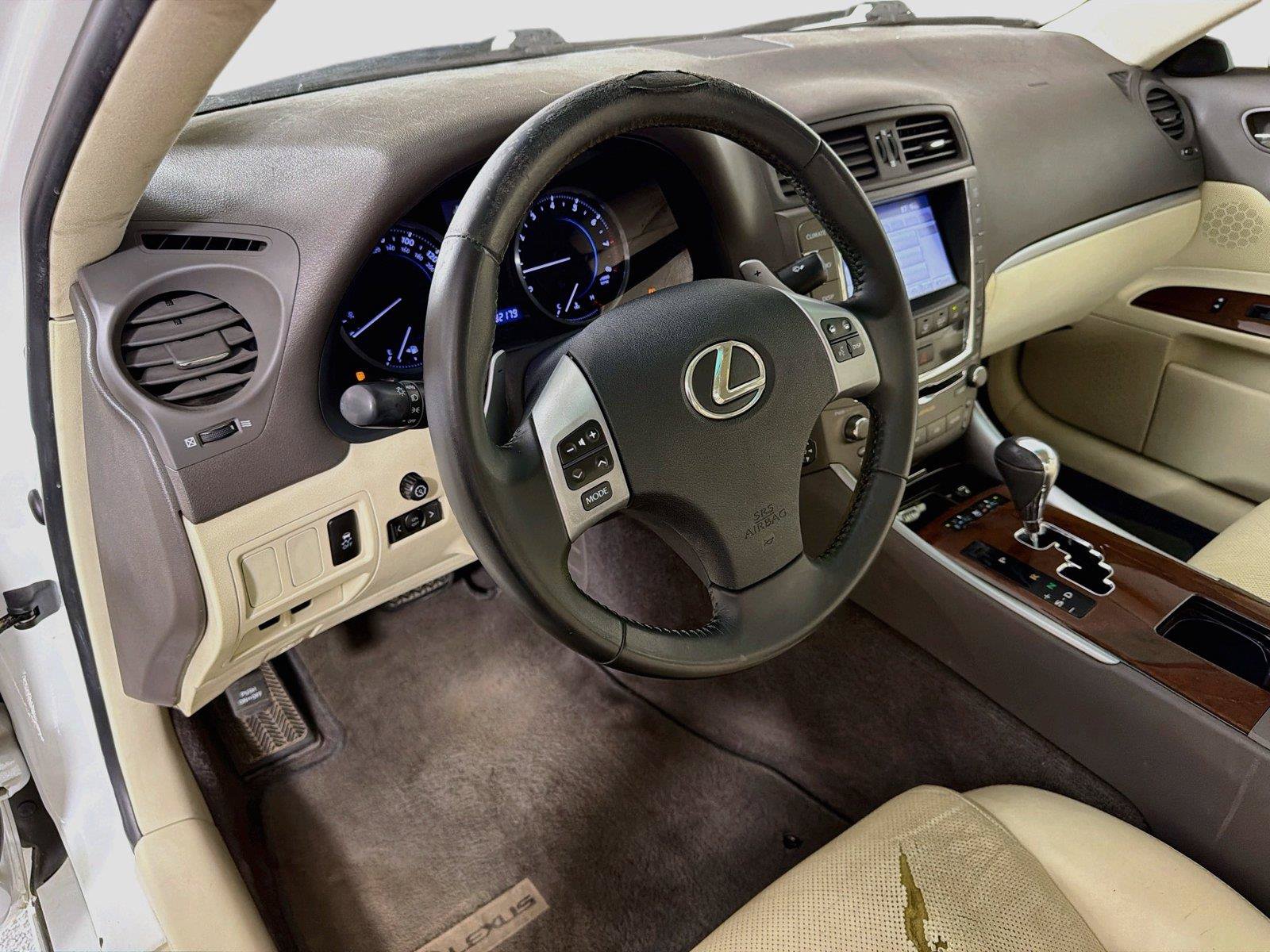 Used 2012 Lexus IS 250 w/ Premium Pkg Value Edition RWD image 10