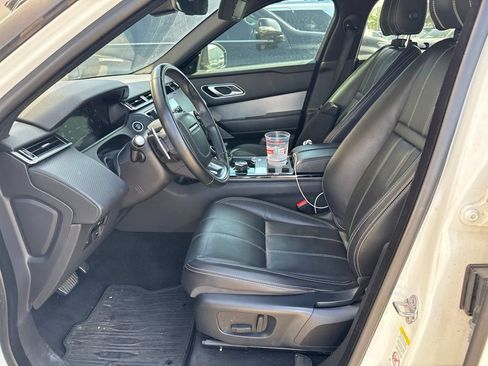 Used 2019 Land Rover Range Rover Velar R-Dynamic SE AWD/4WD image 5