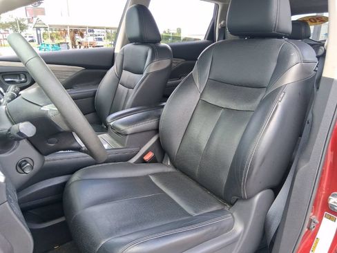Used 2015 Nissan Murano Platinum w/ Platinum Technology Package FWD image 10