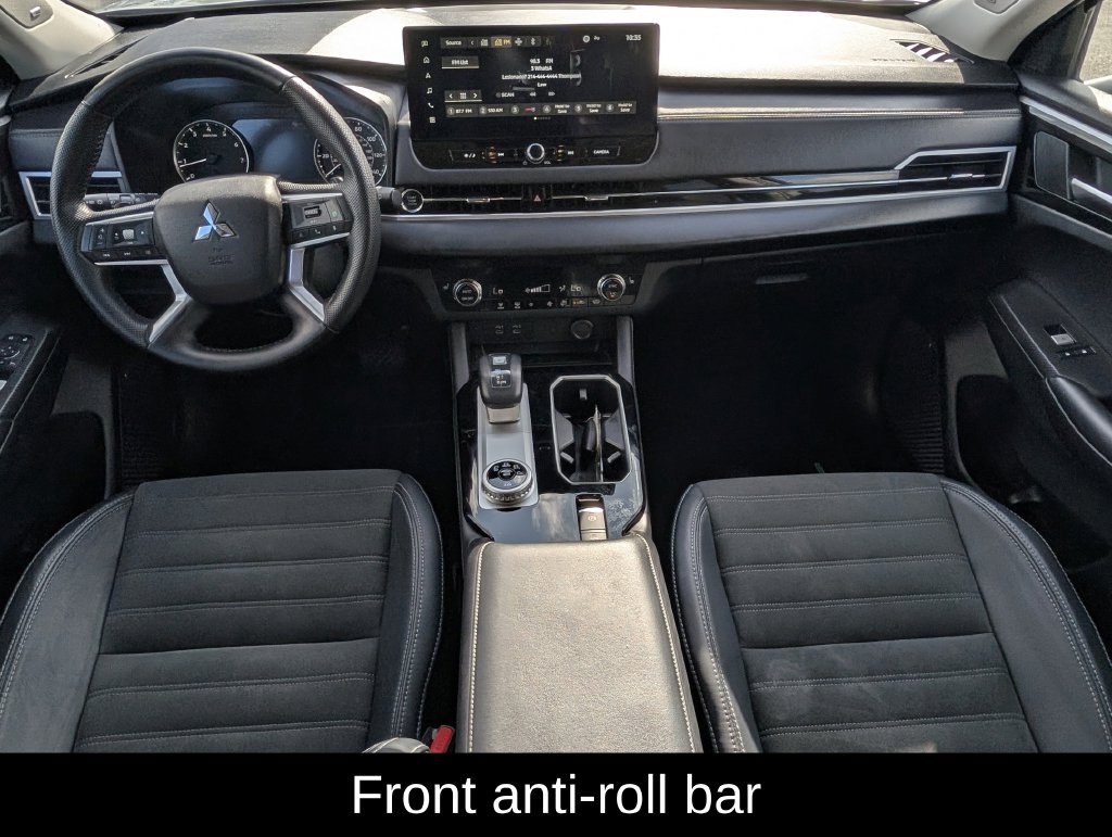 Used 2025 Mitsubishi Outlander SE AWD/4WD image 11