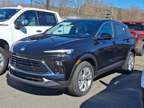 New 2026 Buick Encore GX Preferred w/ Comfort Package AWD/4WD image 3