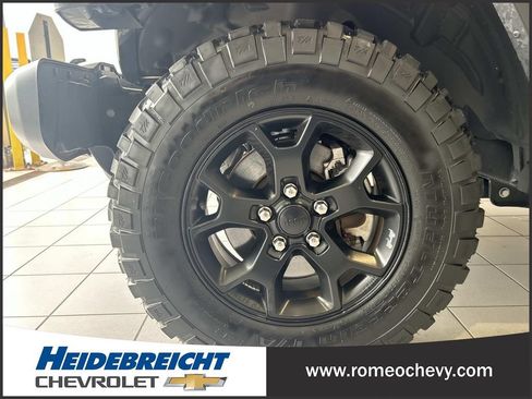 Used 2023 Jeep Wrangler Sport AWD/4WD image 8