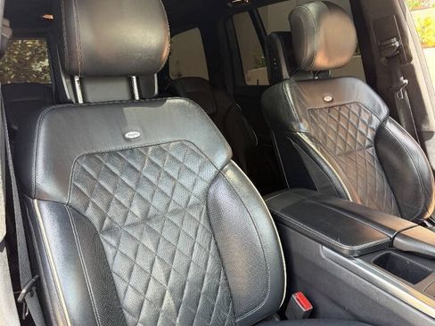 Used 2013 Mercedes-Benz GL 550 4MATIC image 16