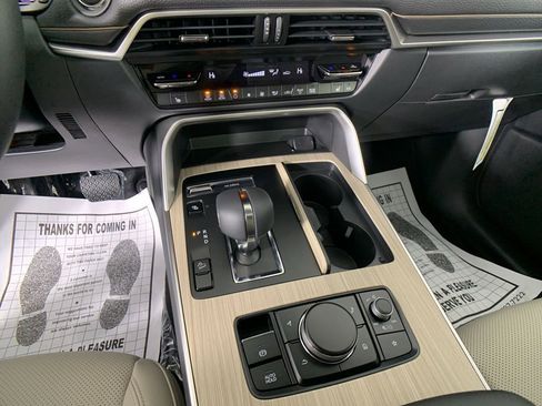 New 2025 MAZDA CX-90 Plug-In Hybrid w/ Preferred image 21