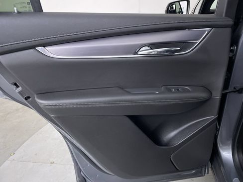 Used 2021 Cadillac XT6 Luxury AWD/4WD image 19