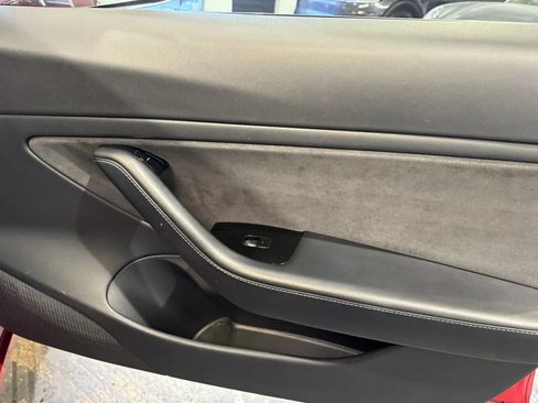 Used 2018 Tesla Model 3 Long Range RWD image 7