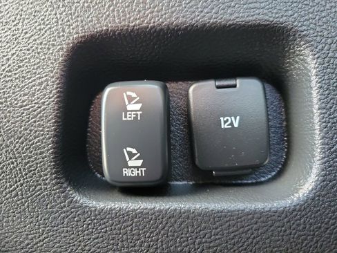 Used 2024 Ford Edge SEL w/ Convenience Package AWD/4WD image 9