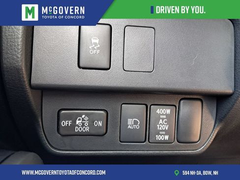 Used 2023 Toyota Tacoma TRD Off-Road w/ Technology Package AWD/4WD image 29