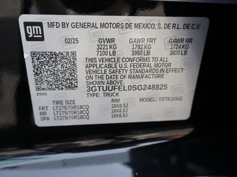 Used 2025 GMC Sierra 1500 AT4X AWD/4WD image 62
