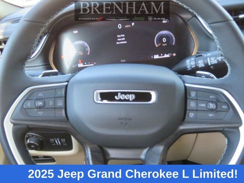 New 2025 Jeep Grand Cherokee L Limited image 19