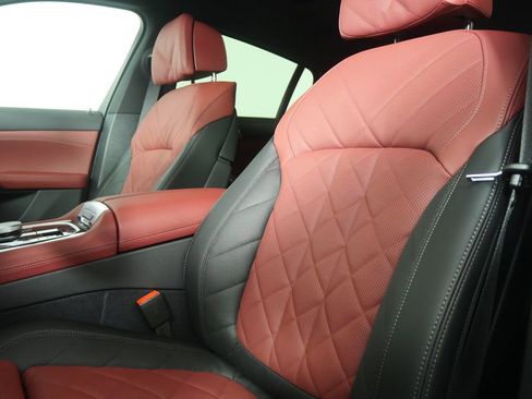 New 2026 BMW X6 xDrive40i image 11