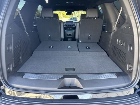 Used 2023 Chevrolet Tahoe RST w/ RST Performance Edition image 28