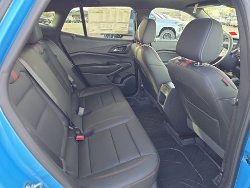 New 2026 Chevrolet Trax RS w/ Sunroof Package FWD image 24