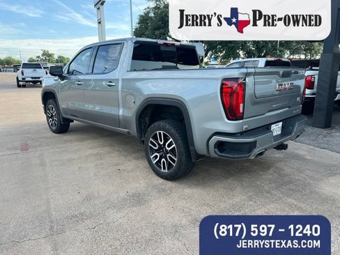 Used 2024 GMC Sierra 1500 AT4 w/ Technology Package AWD/4WD image 5