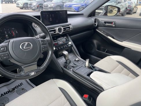Used 2021 Lexus IS 350 F Sport image 12