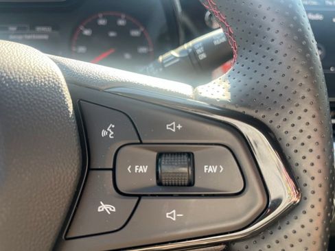 Used 2026 Chevrolet Trax RS w/ Driver Confidence Package FWD image 15