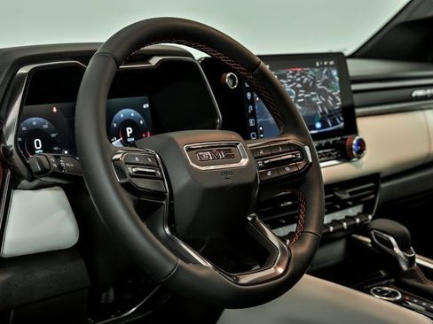 New 2026 GMC Canyon AT4X image 10