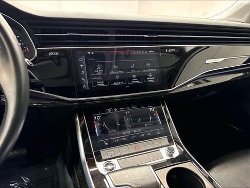 Used 2023 Audi Q7 3.0T Premium Plus w/ Premium Plus Package AWD/4WD image 9