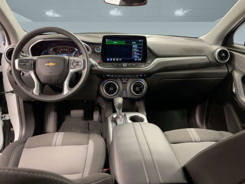 Used 2025 Chevrolet Blazer LT image 14