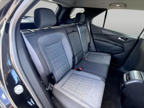 Used 2022 Chevrolet Equinox LT FWD image 19
