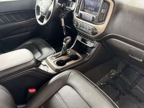 Used 2022 GMC Canyon Denali AWD/4WD image 15