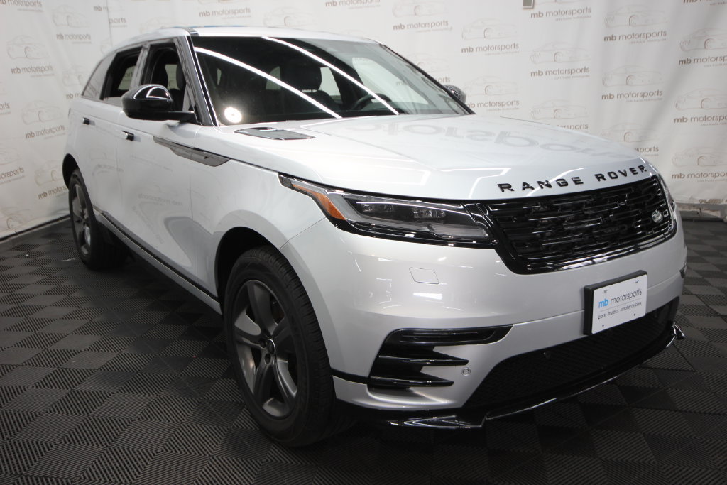 Used 2025 Land Rover Range Rover Velar Dynamic SE AWD/4WD image 11