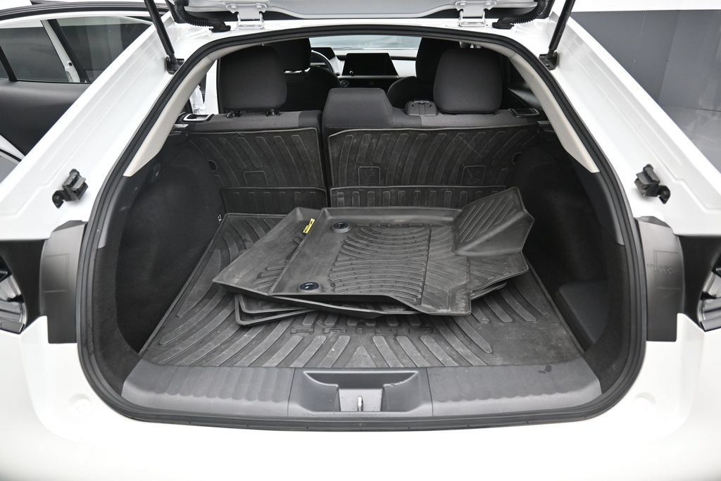 Certified 2024 Toyota Prius Prime FWD image 27