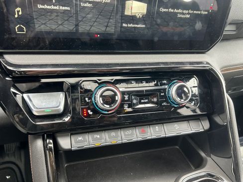 New 2026 GMC Sierra 1500 AT4 w/ AT4 Premium Package image 28