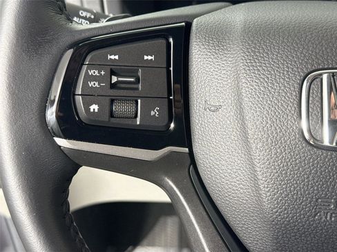 Used 2025 Honda Odyssey EX-L image 17