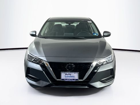 Used 2020 Nissan Sentra SV FWD image 2