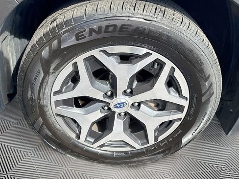 Used 2021 Subaru Forester Premium image 29