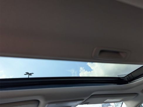 Certified 2025 Honda Accord Touring image 28