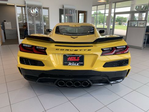 New 2025 Chevrolet Corvette Z06 w/ Stealth Interior Trim Package image 32