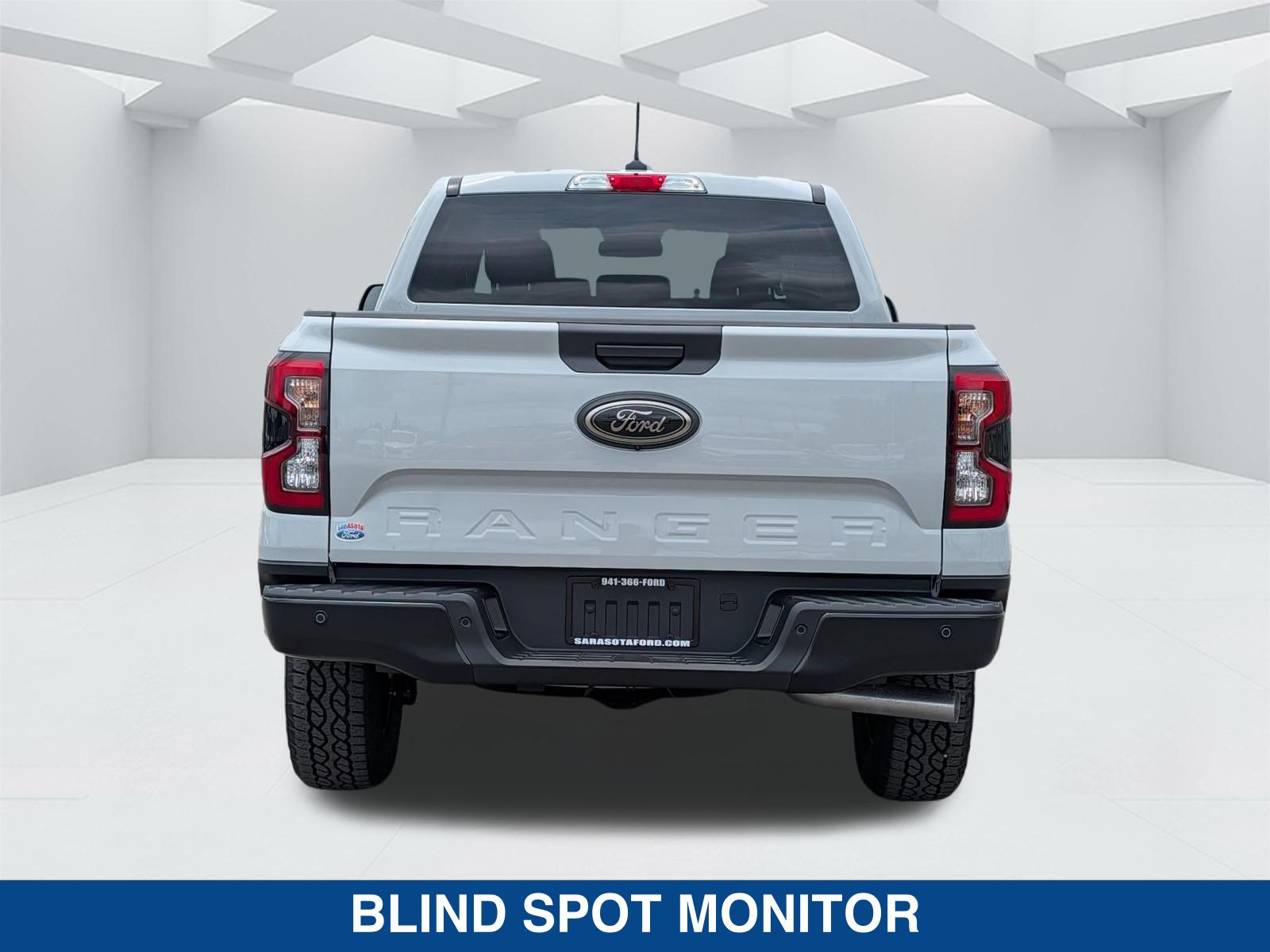 New 2026 Ford Ranger XLT w/ Black Appearance Package RWD image 7