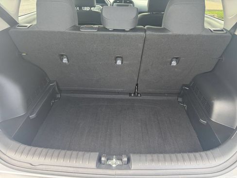 Used 2025 Kia Soul LX w/ LX Technology Package FWD image 24