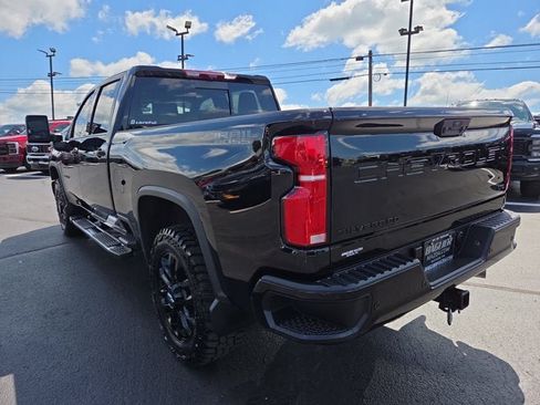 Used 2026 Chevrolet Silverado 2500 LTZ w/ Trail Boss Package AWD/4WD image 4