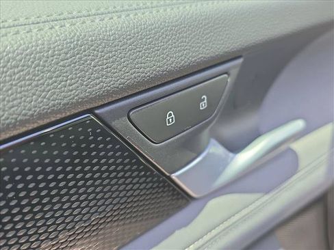 New 2026 Volkswagen Tiguan SE R-Line FWD image 6
