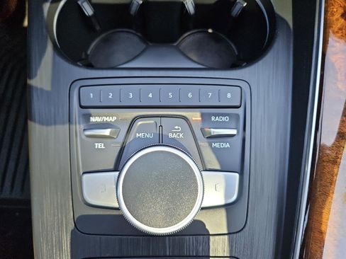 Used 2018 Audi A4 2.0T allroad Premium Plus AWD/4WD image 38