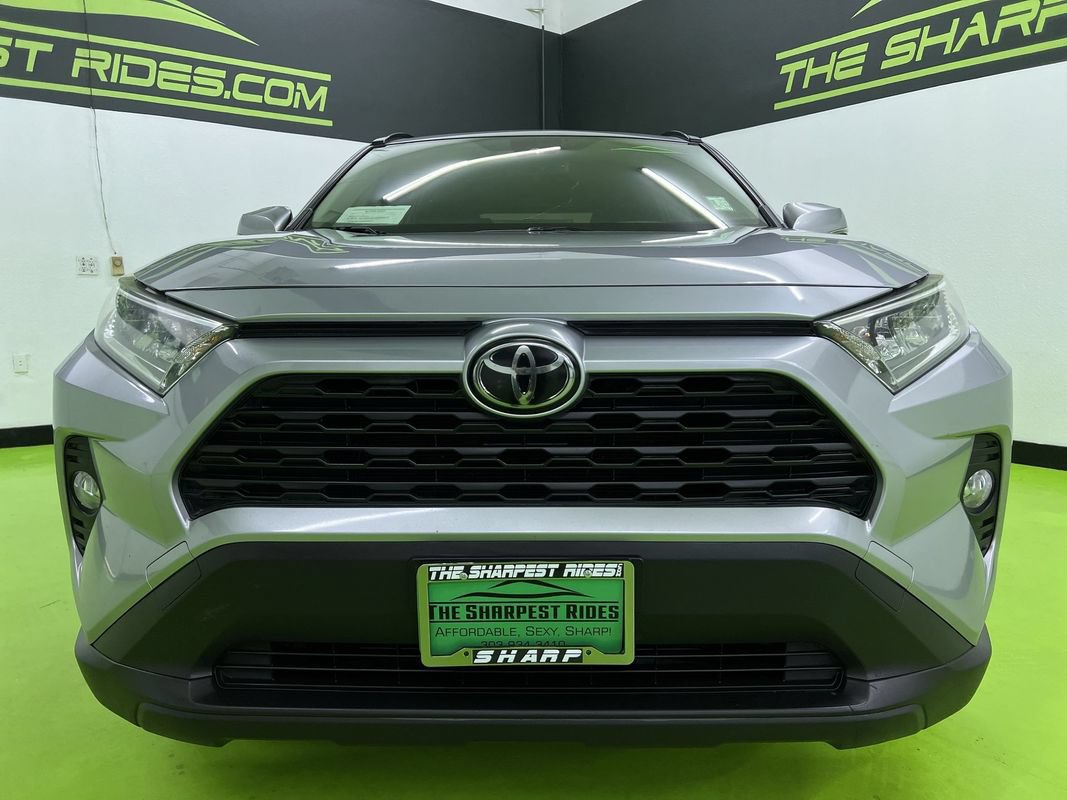 Used 2019 Toyota RAV4 XLE AWD/4WD image 3